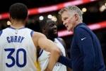 追梦：NBA裁判不是每个犯规就会吹 并不是所有判罚都是平等的